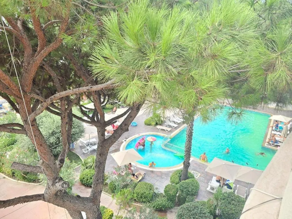 Main Seaview Apartment Durres Golem  0*, Golem (Tirana)
